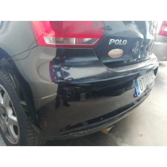VOLKSWAGEN POLO (6R1) '2010 ADVANCE NEGRO