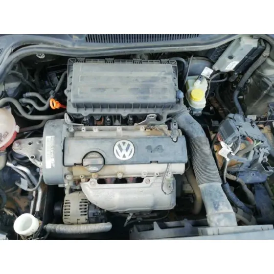 VOLKSWAGEN POLO (6R1) '2010 ADVANCE NEGRO