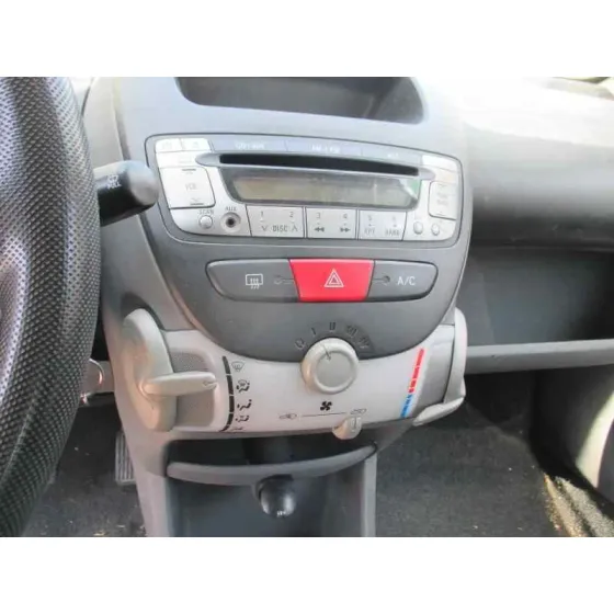 TOYOTA AYGO (KGB/WNB) '2005 1.0 CAT NEGRO
