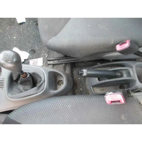 TOYOTA AYGO (KGB/WNB) '2005 1.0 CAT NEGRO