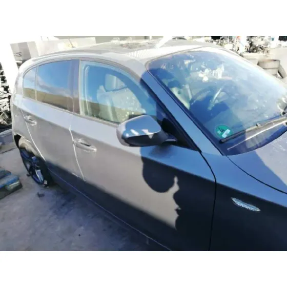 BMW SERIE 1 BERLINA (E81/E87) '2010 118D GRIS