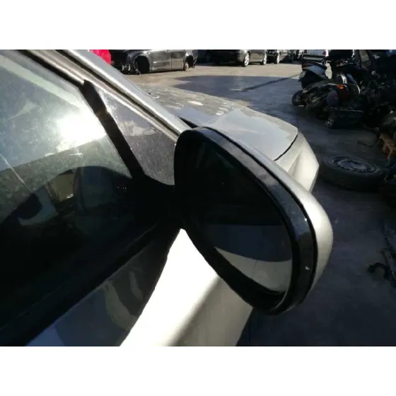 BMW SERIE 1 BERLINA (E81/E87) '2010 118D GRIS