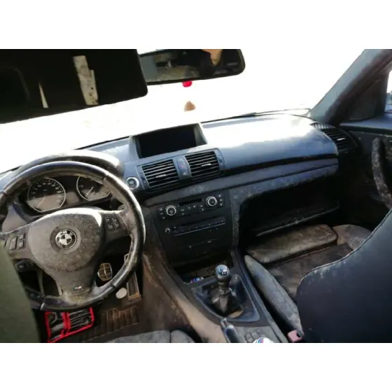 BMW SERIE 1 BERLINA (E81/E87) '2010 118D GRIS