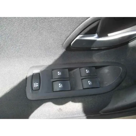 RENAULT LAGUNA II (BG0) '2004 1.6 ORO