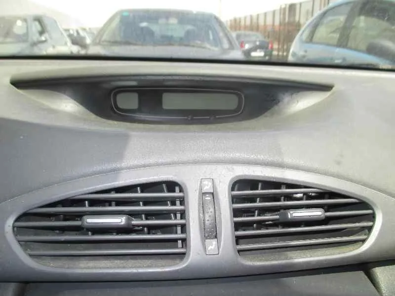 RENAULT LAGUNA II (BG0) '2004 1.6 ORO