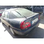 MITSUBISHI CARISMA BERLINA 5 (DA0) MITSUBISHI CARISMA BERLINA 5 (DA0) '2000 1800 GDI AVANCE AZUL 1999