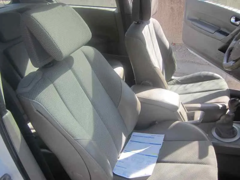 RENAULT MEGANE II BERLINA 3P '2002 CONFORT AUTHENTIQUE BLANCO