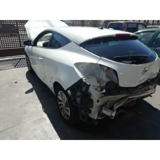 RENAULT MEGANE III COUPE '2016 LIMITED BLANCO