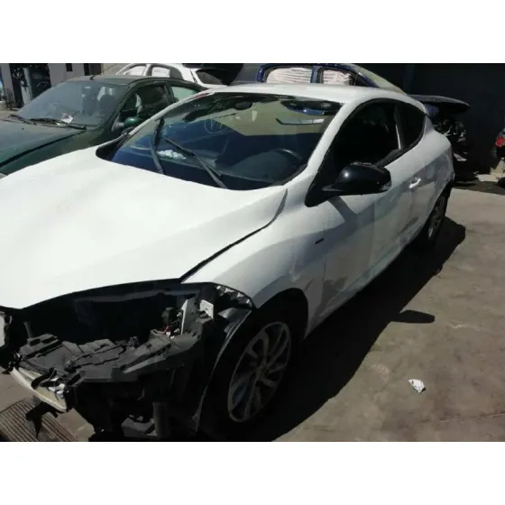 RENAULT MEGANE III COUPE '2016 LIMITED BLANCO