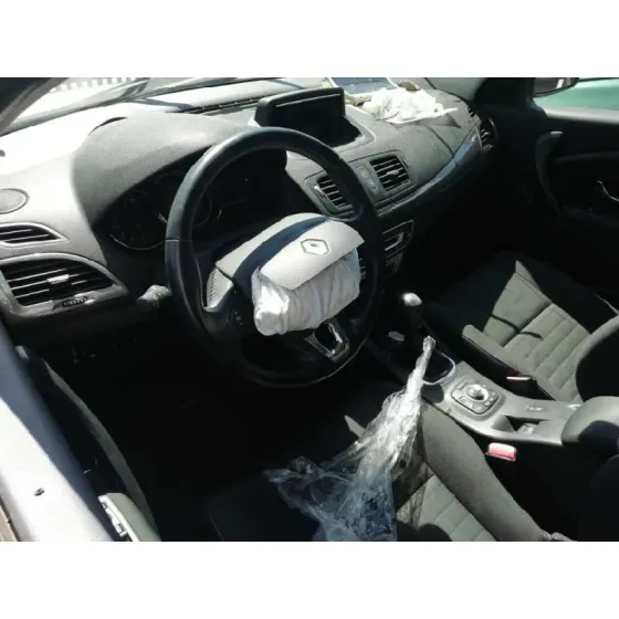 RENAULT MEGANE III COUPE '2016 LIMITED BLANCO