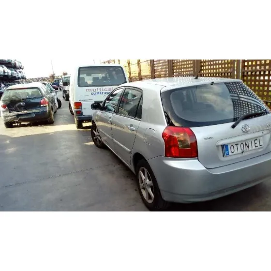 TOYOTA COROLLA (E12) '2003 1.6 LINEA LUNA BERLINA GRIS PLATA