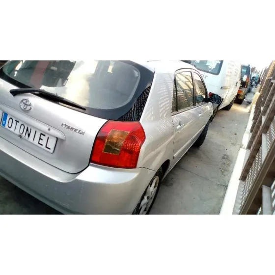 TOYOTA COROLLA (E12) '2003 1.6 LINEA LUNA BERLINA GRIS PLATA