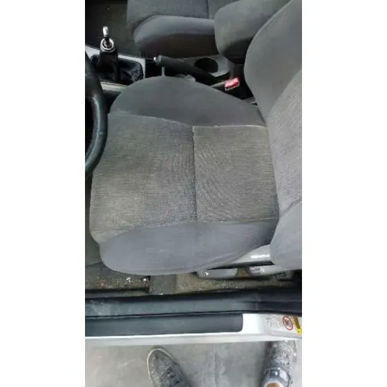 TOYOTA COROLLA (E12) '2003 1.6 LINEA LUNA BERLINA GRIS PLATA