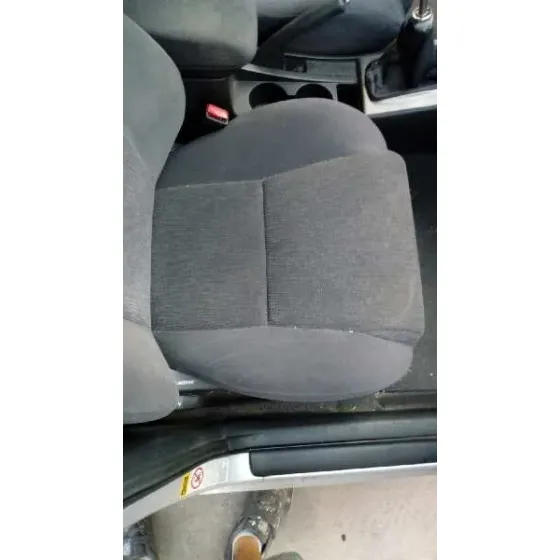 TOYOTA COROLLA (E12) '2003 1.6 LINEA LUNA BERLINA GRIS PLATA