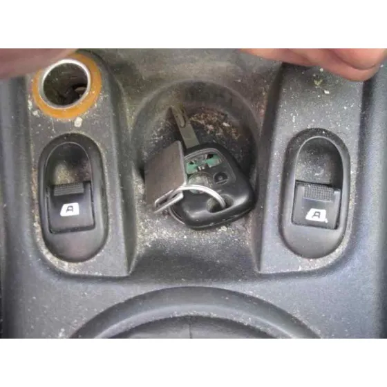CITROEN C2 '2004 EMPRESA AZUL