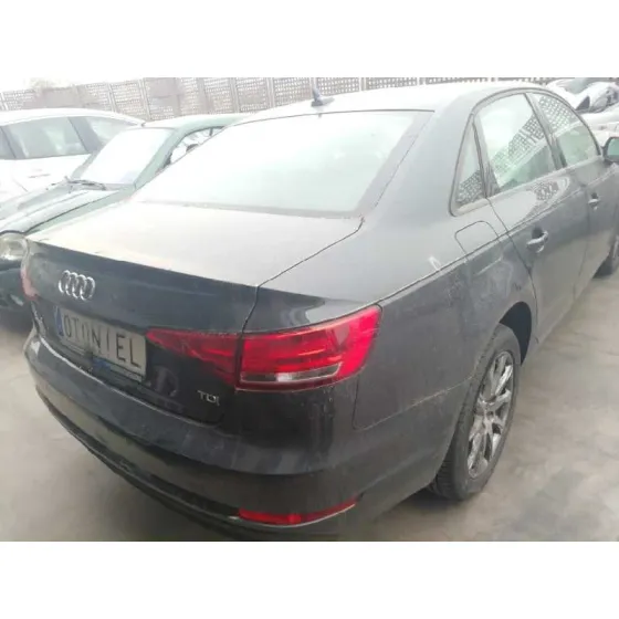 AUDI A4 BERLINA (8W2) '2016 ADVANCED EDITION NEGRO