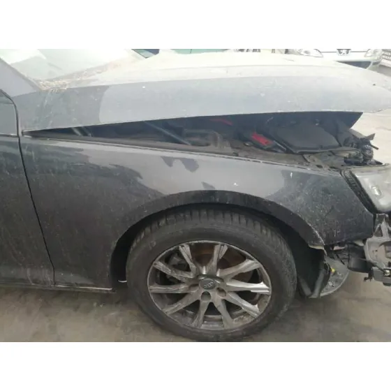 AUDI A4 BERLINA (8W2) '2016 ADVANCED EDITION NEGRO