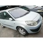 RENAULT MEGANE GRAND SCENIC II RENAULT MEGANE GRAND SCENIC II '2004 (7 PLAZAS) GRIS 2003