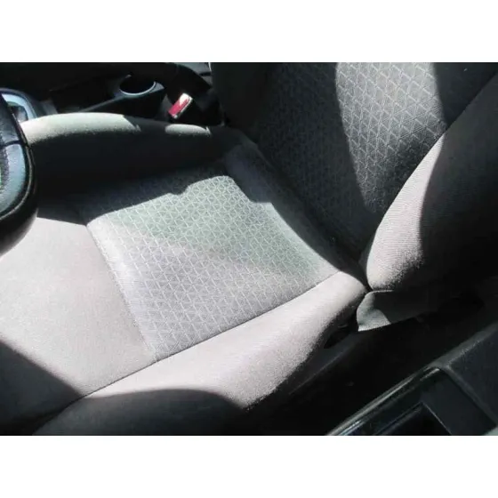 FORD MONDEO BERLINA (GE) '2004 AMBIENTE (06.2003->) (D) PLATA