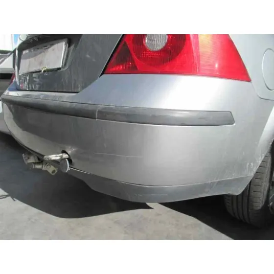 FORD MONDEO BERLINA (GE) '2004 AMBIENTE (06.2003->) (D) PLATA