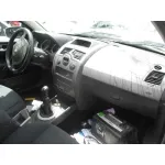 RENAULT MEGANE II BERLINA 3P RENAULT MEGANE II BERLINA 3P '2004 CONFORT AUTHENTIQUE GRIS CLARO 2002