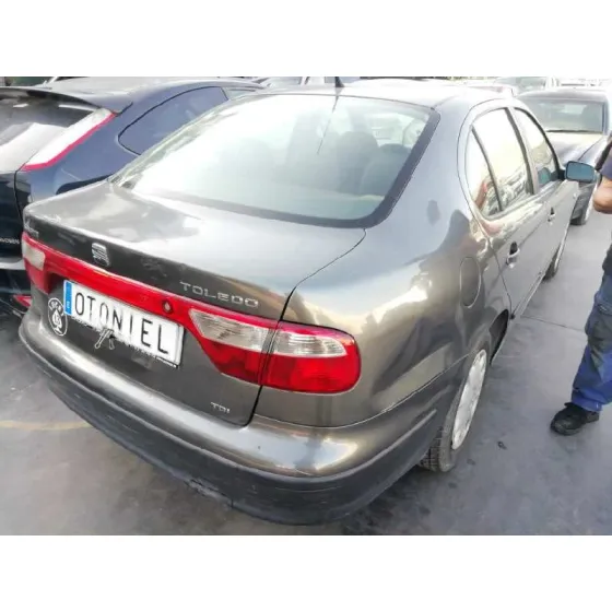 SEAT TOLEDO (1M2) '2002 STELLA GRIS ANDRACITA