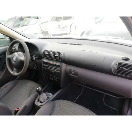 SEAT TOLEDO (1M2) '2002 STELLA GRIS ANDRACITA