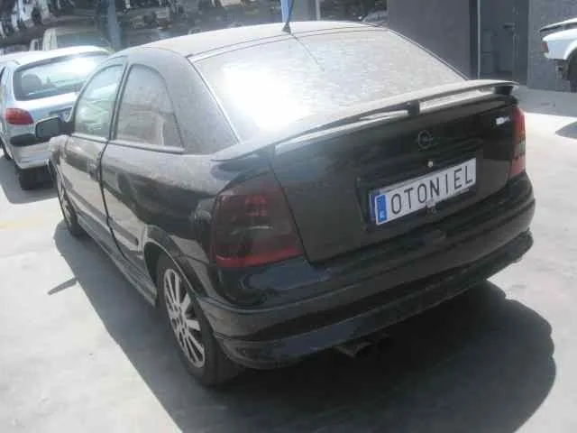 OPEL ASTRA G BERLINA '2003 CLUB NEGRO