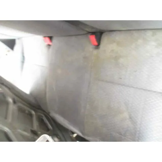 FORD FOCUS BERLINA (CAP) '2005 AMBIENTE (D) PLATA