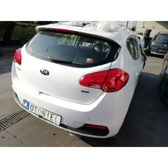 KIA CEE'D '2013 DRIVE BLANCO