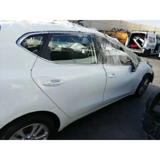 KIA CEE'D '2013 DRIVE BLANCO