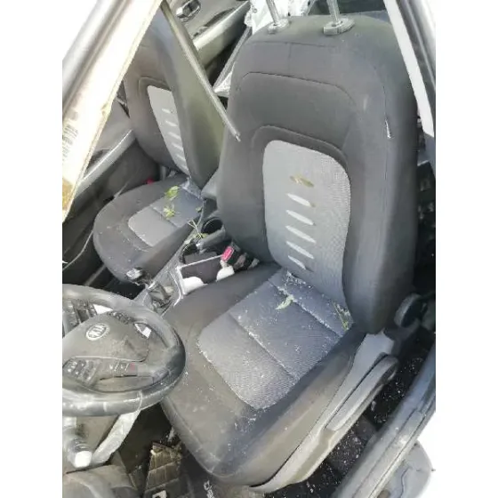 KIA CEE'D '2013 DRIVE BLANCO