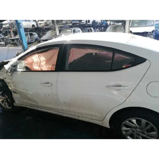 HYUNDAI ELANTRA (AD)(2016) '2016 KLASS BLANCO