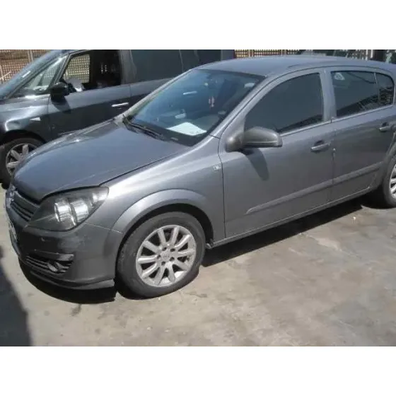OPEL ASTRA H BERLINA '2005 COSMO GRIS