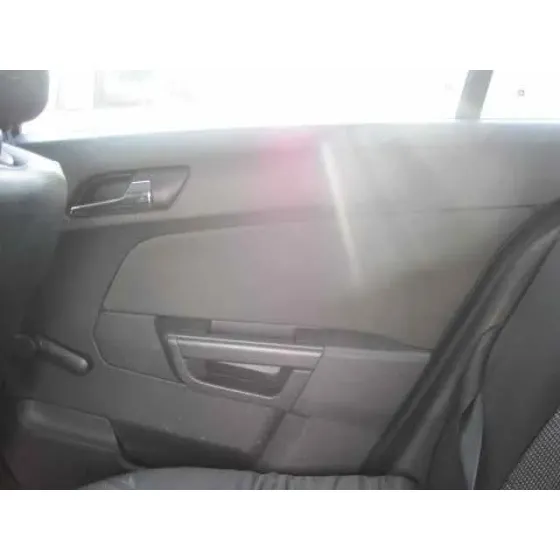 OPEL ASTRA H BERLINA '2005 COSMO GRIS