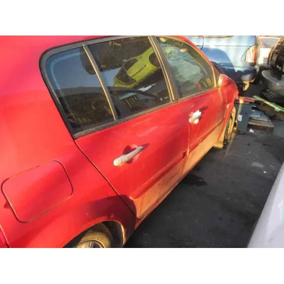 RENAULT MEGANE II BERLINA 5P '2007 CONFORT DYNAMIQUE ROJO