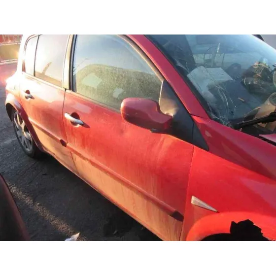 RENAULT MEGANE II BERLINA 5P '2007 CONFORT DYNAMIQUE ROJO
