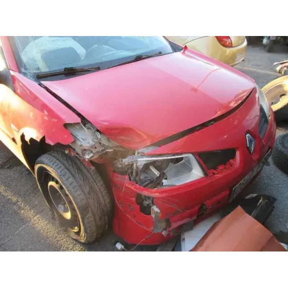 RENAULT MEGANE II BERLINA 5P '2007 CONFORT DYNAMIQUE ROJO