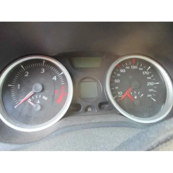 RENAULT MEGANE II BERLINA 5P '2007 CONFORT DYNAMIQUE ROJO