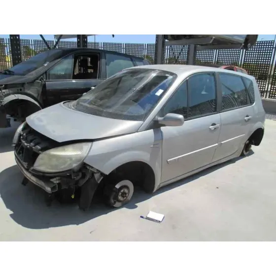 RENAULT SCENIC II '2003 LUXE DYNAMIQUE DORADO