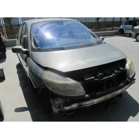 RENAULT SCENIC II '2003 LUXE DYNAMIQUE DORADO