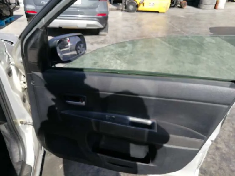 MAZDA 2 BERLINA (DY) MAZDA 2 BERLINA (DY) '2006 1.4 DIESEL CAT GRIS 2003
