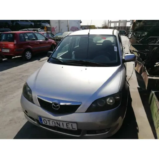 MAZDA 2 BERLINA (DY) '2006 1.4 DIESEL CAT GRIS