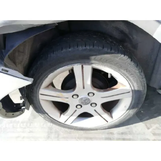 MAZDA 2 BERLINA (DY) '2006 1.4 DIESEL CAT GRIS