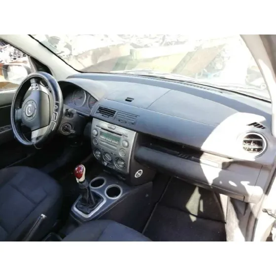 MAZDA 2 BERLINA (DY) '2006 1.4 DIESEL CAT GRIS