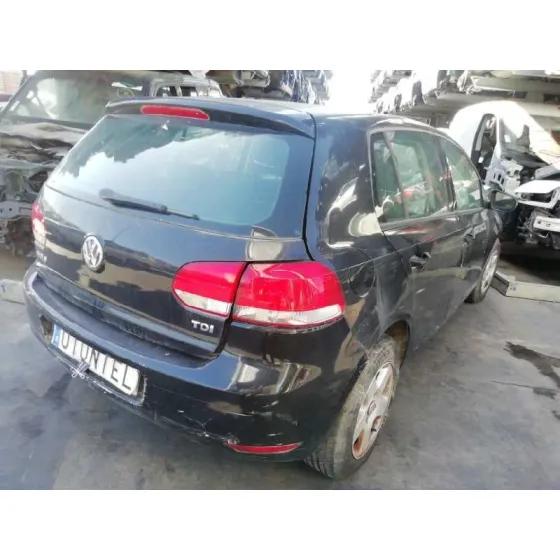 VOLKSWAGEN GOLF VI (5K1) '2010 ADVANCE NEGRO