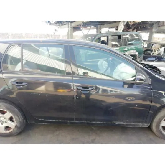 VOLKSWAGEN GOLF VI (5K1) '2010 ADVANCE NEGRO