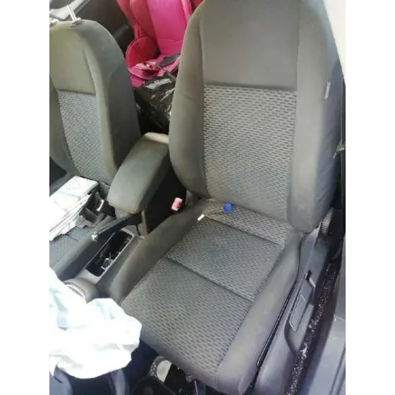 VOLKSWAGEN GOLF VI (5K1) '2010 ADVANCE NEGRO