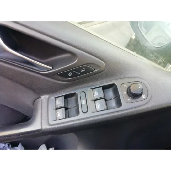 VOLKSWAGEN GOLF VI (5K1) '2010 ADVANCE NEGRO