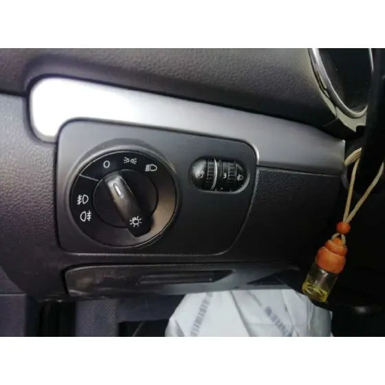VOLKSWAGEN GOLF VI (5K1) '2010 ADVANCE NEGRO